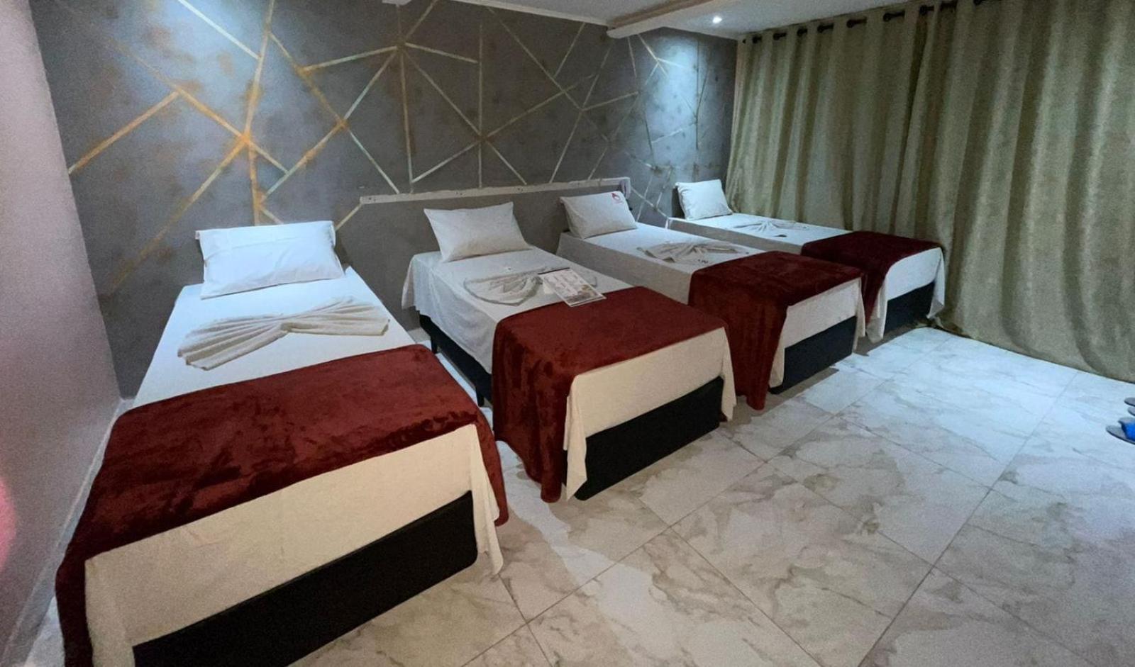 Moderno Hotel 3*